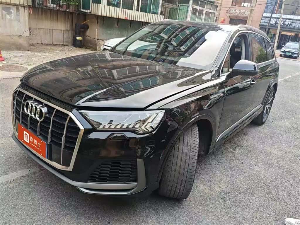 Audi Q7, 2020 1