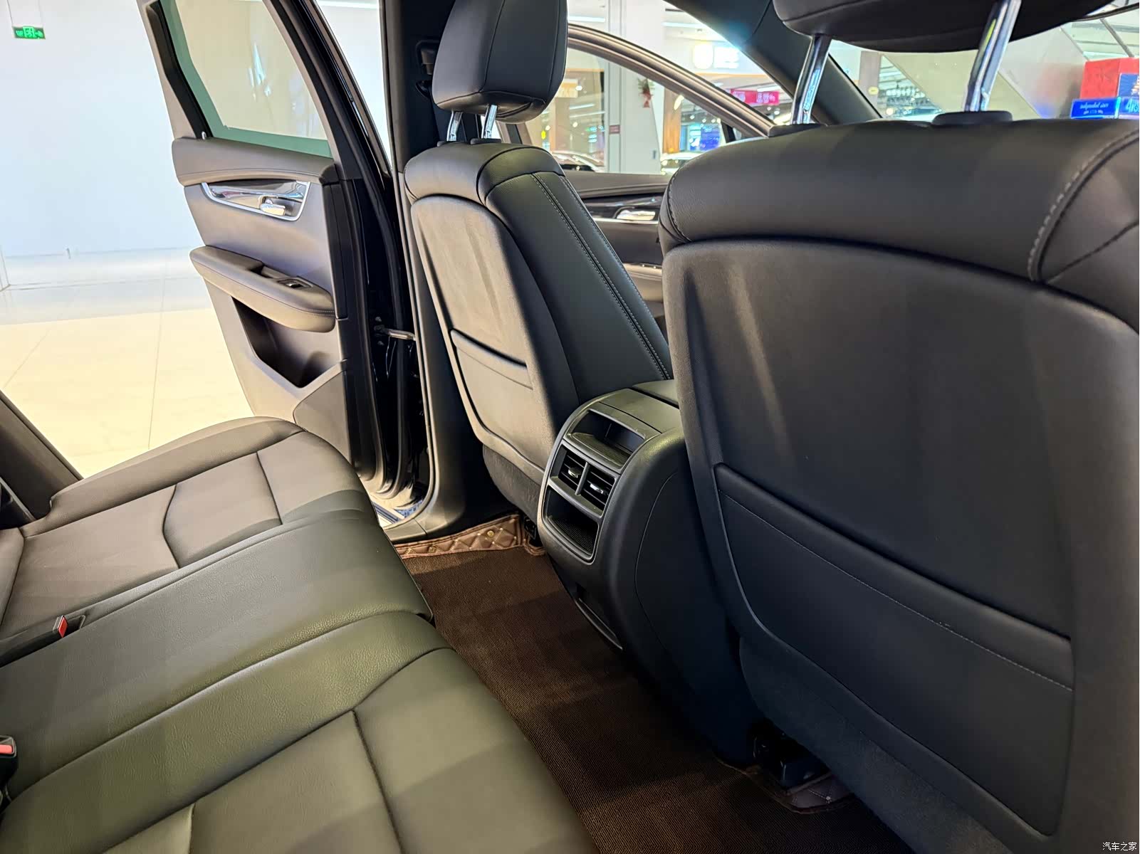 Cadillac XT5, 2022 15