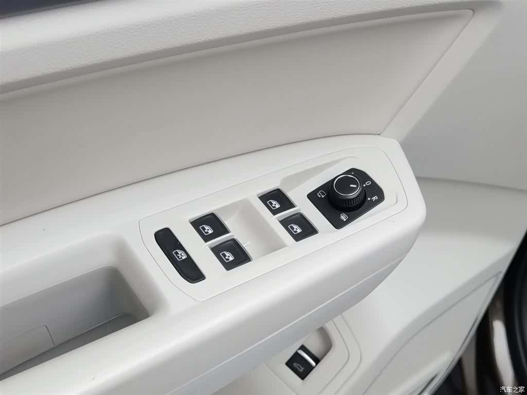 Volkswagen Teramont, 2017 9