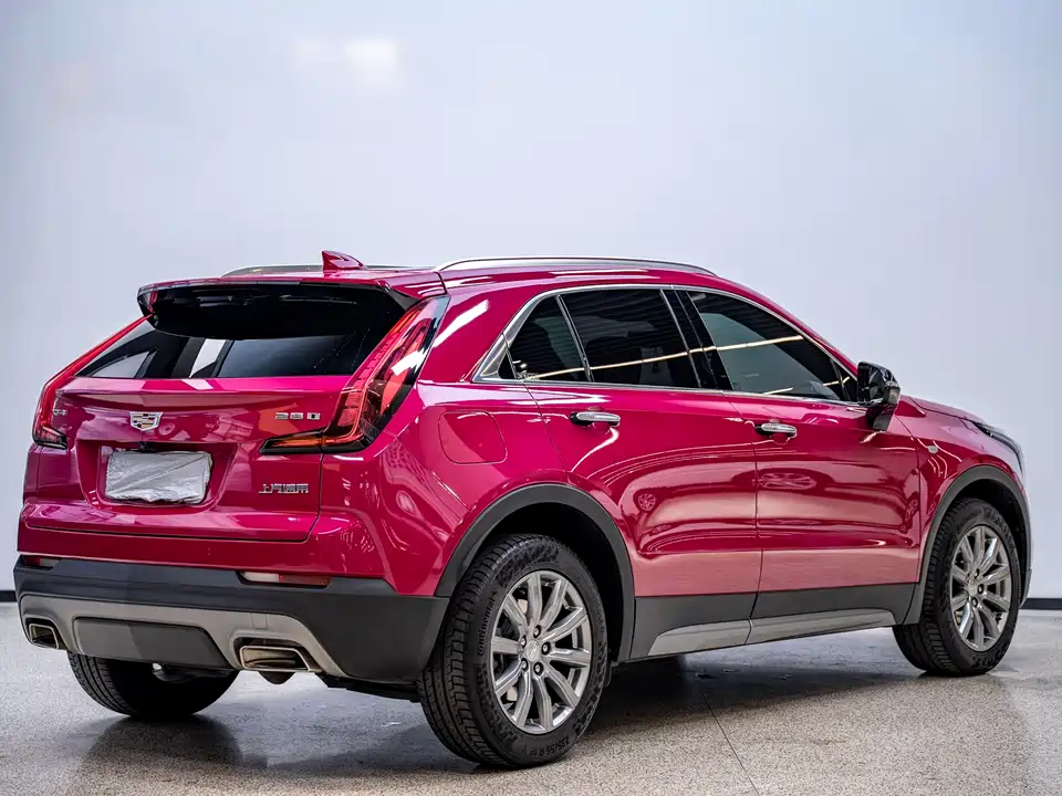 Cadillac XT4
