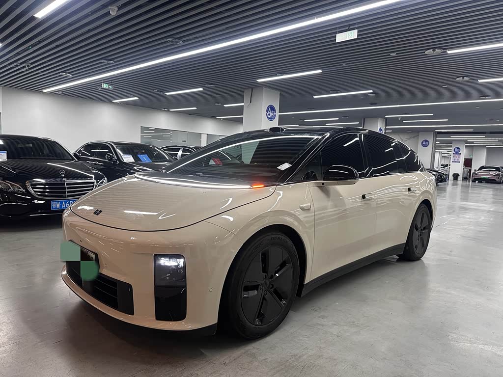 Li Auto i6