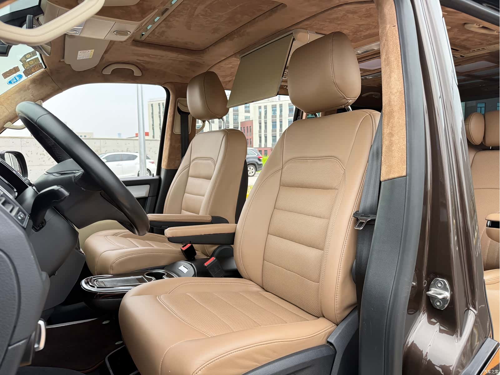 Volkswagen 7, 2016 11