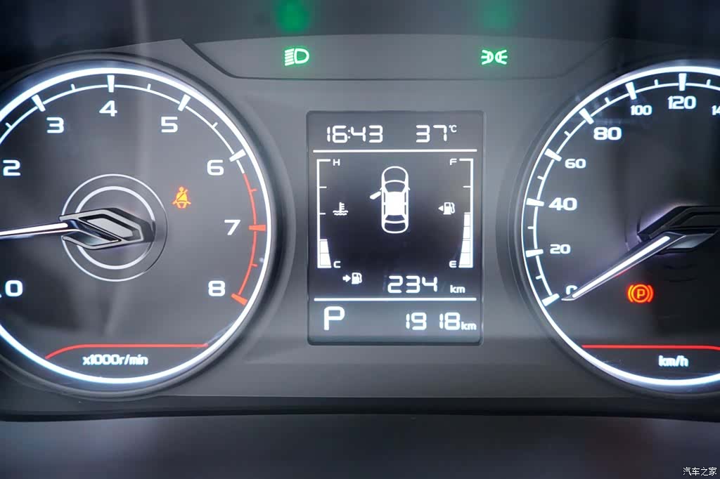 Geely Coolray, 2025 7