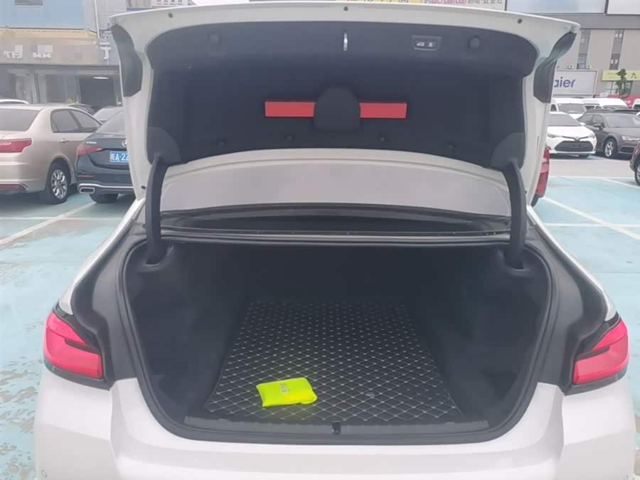 BMW 5 Series 2022, фото 19