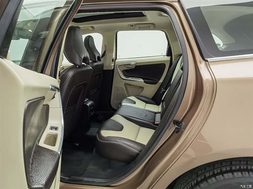 Volvo XC60, 2013 15