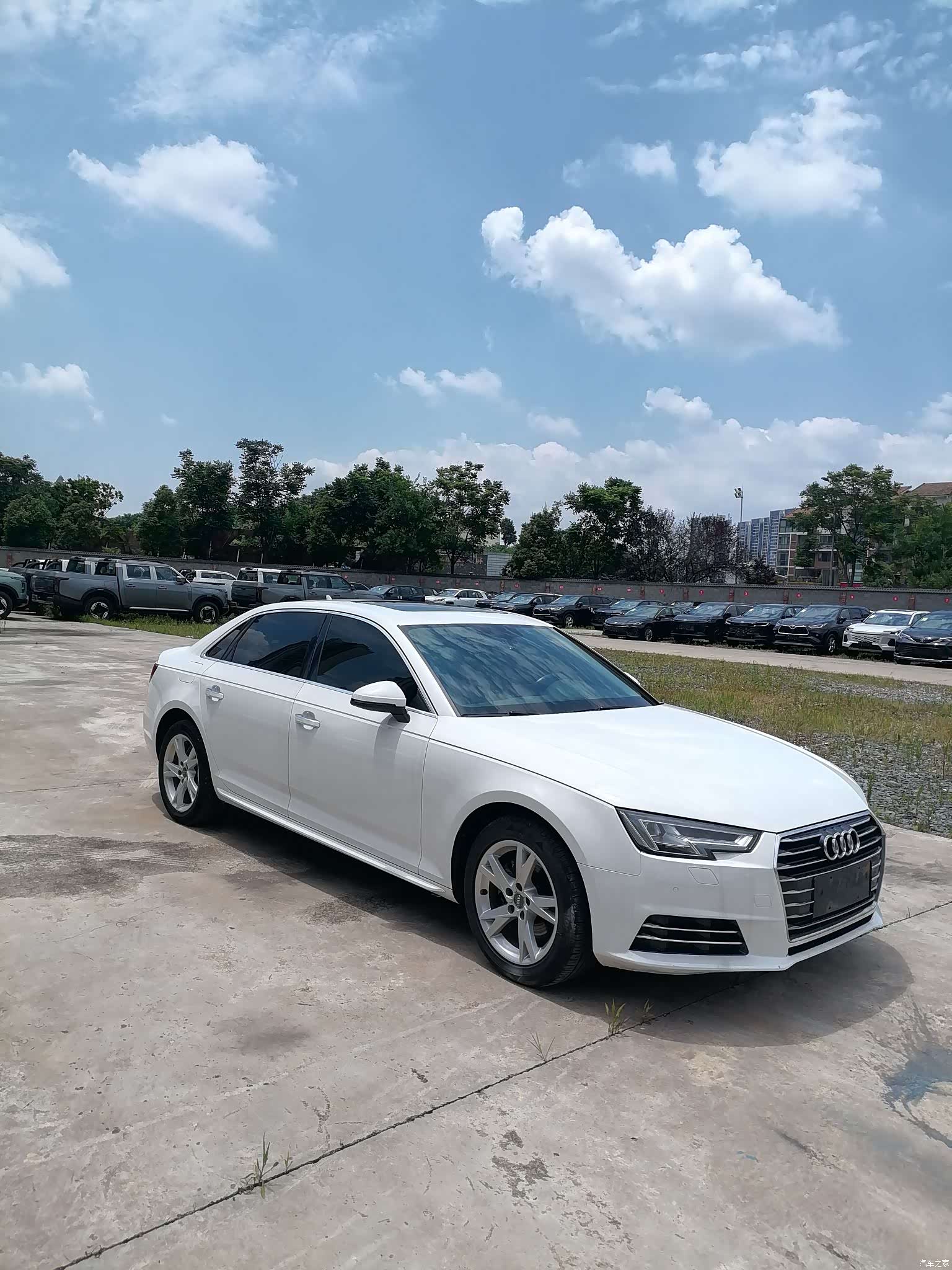Audi A4L, 2017 3