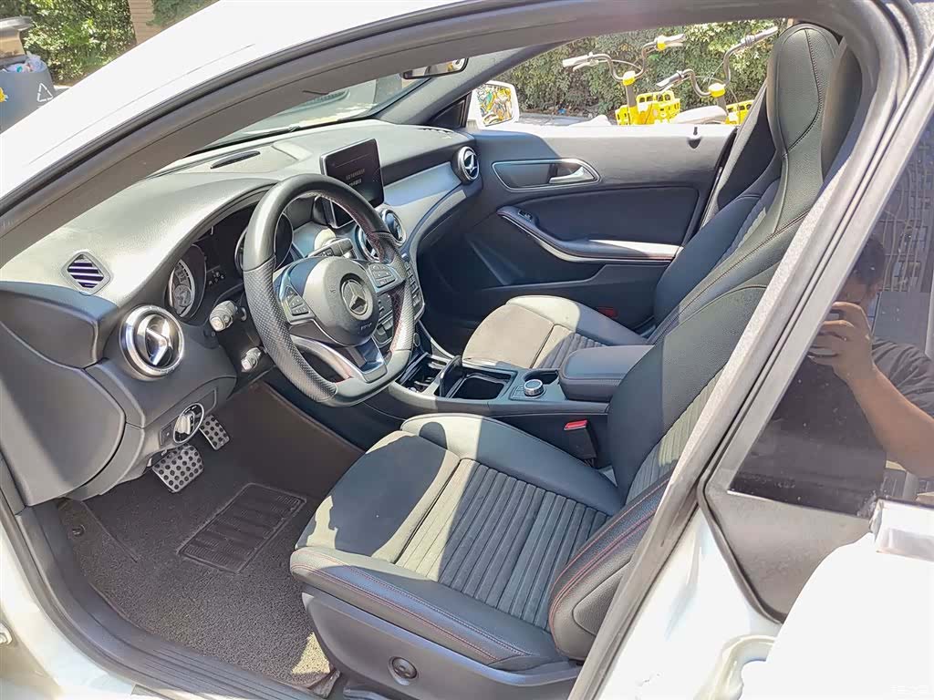Mercedes-Benz CLA, 2016 8