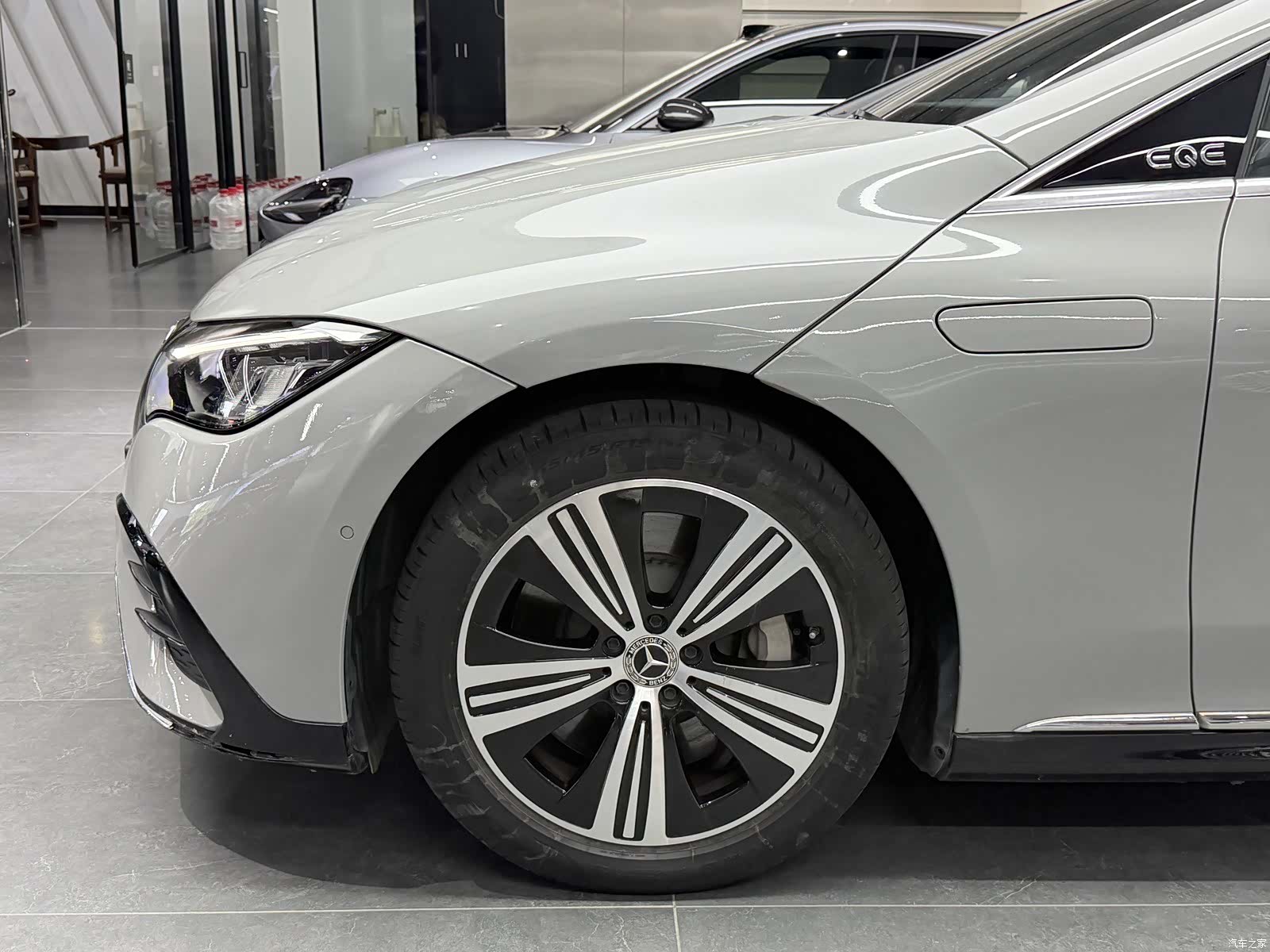 Mercedes-Benz EQE, 2023 16