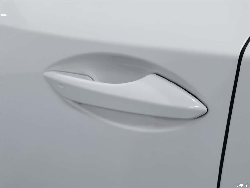 Lexus NX, 2016 18