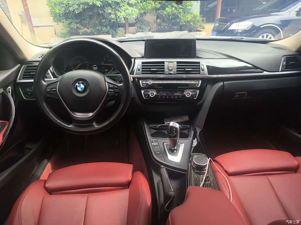 BMW 3 Series, 2018 10