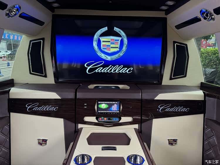 Cadillac Escalade, 2018 7