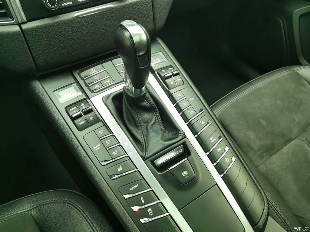 Porsche Macan, 2018 13