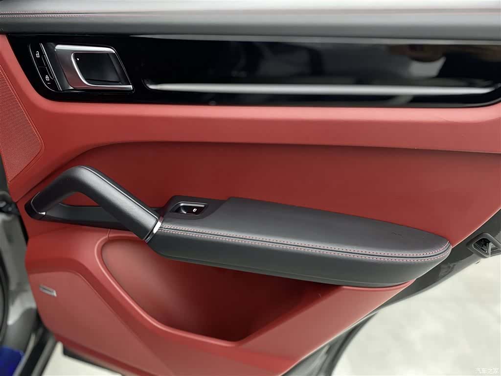 Porsche Cayenne, 2020 23