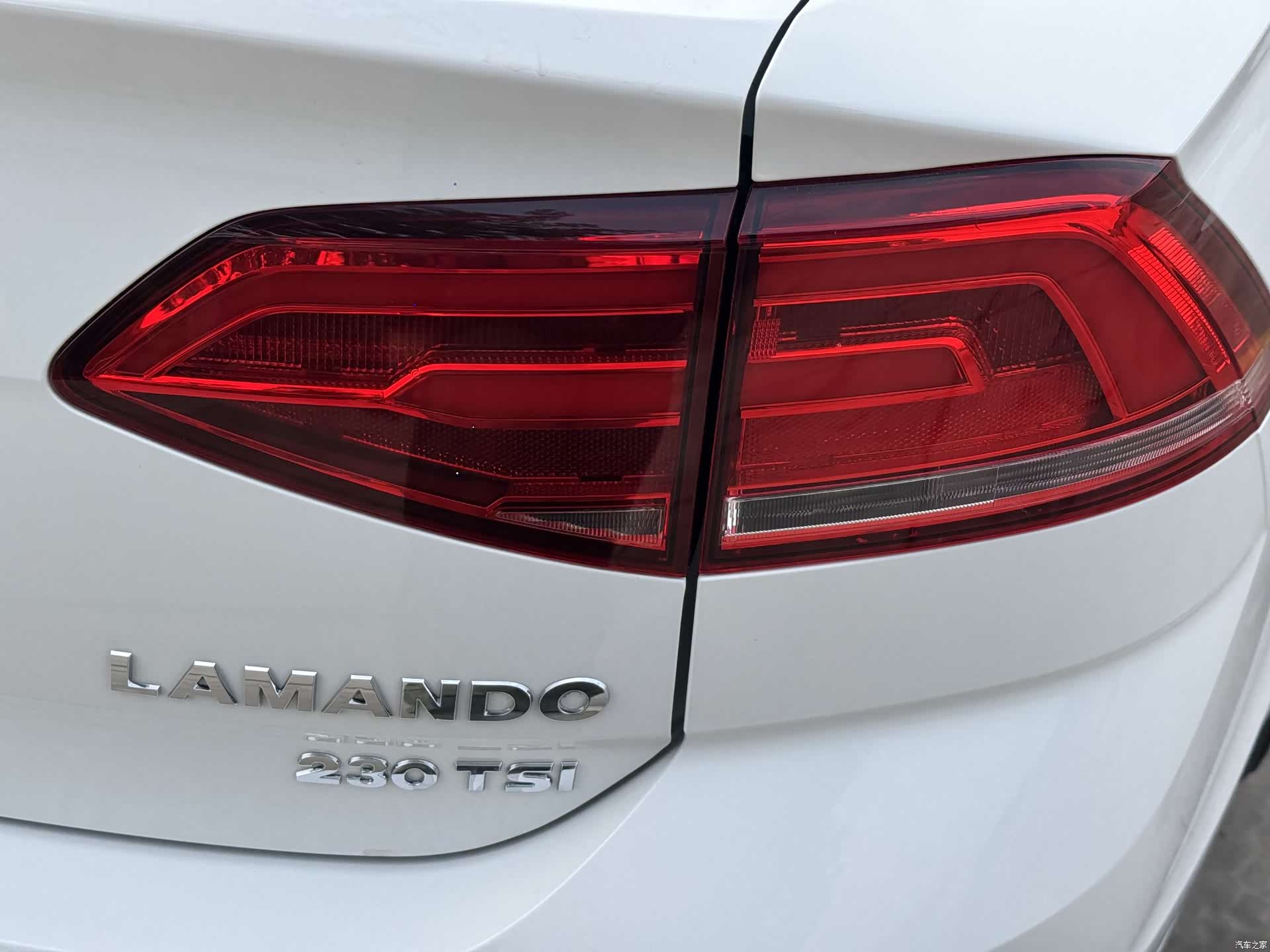 Volkswagen Lamando, 2016 15