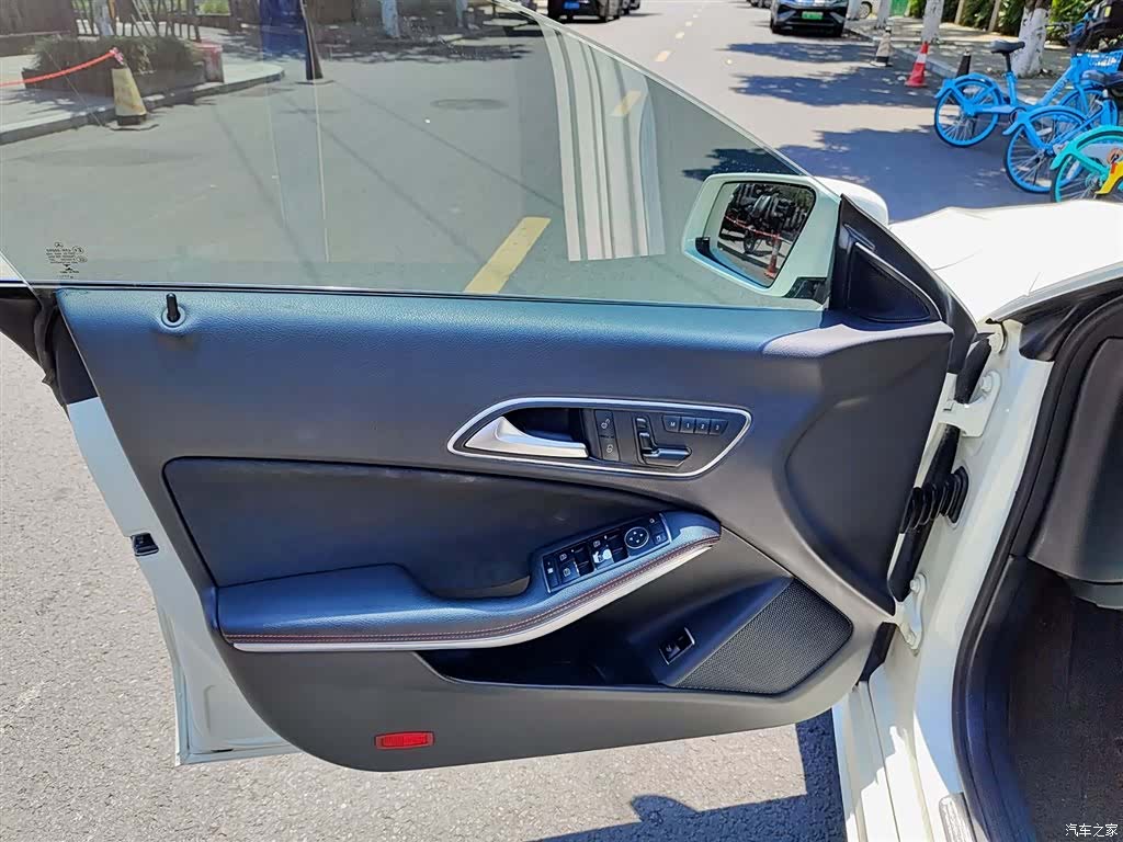 Mercedes-Benz CLA, 2016 7