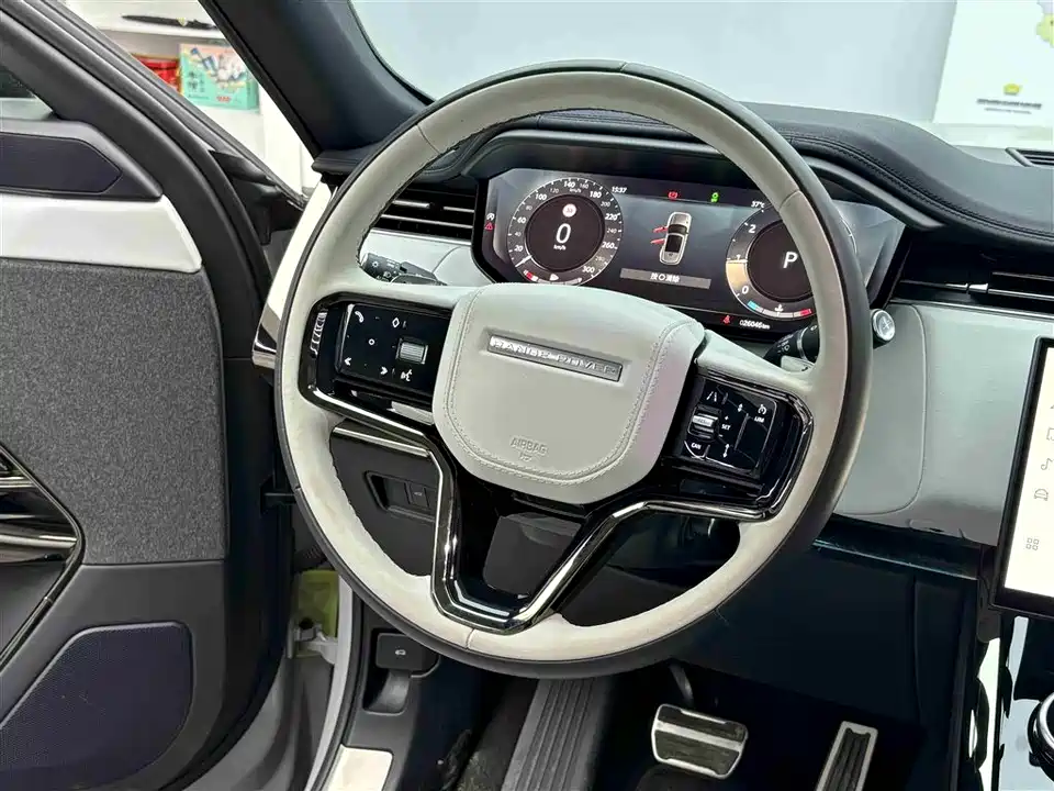 Land Rover Range Rover Sport Land Rover Range Rover Sport