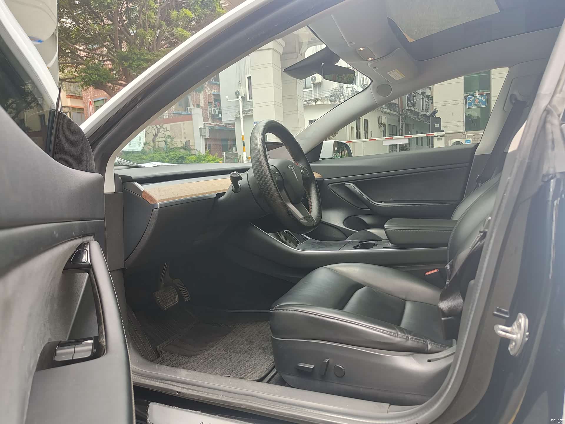 Tesla Model 3, 2020 9