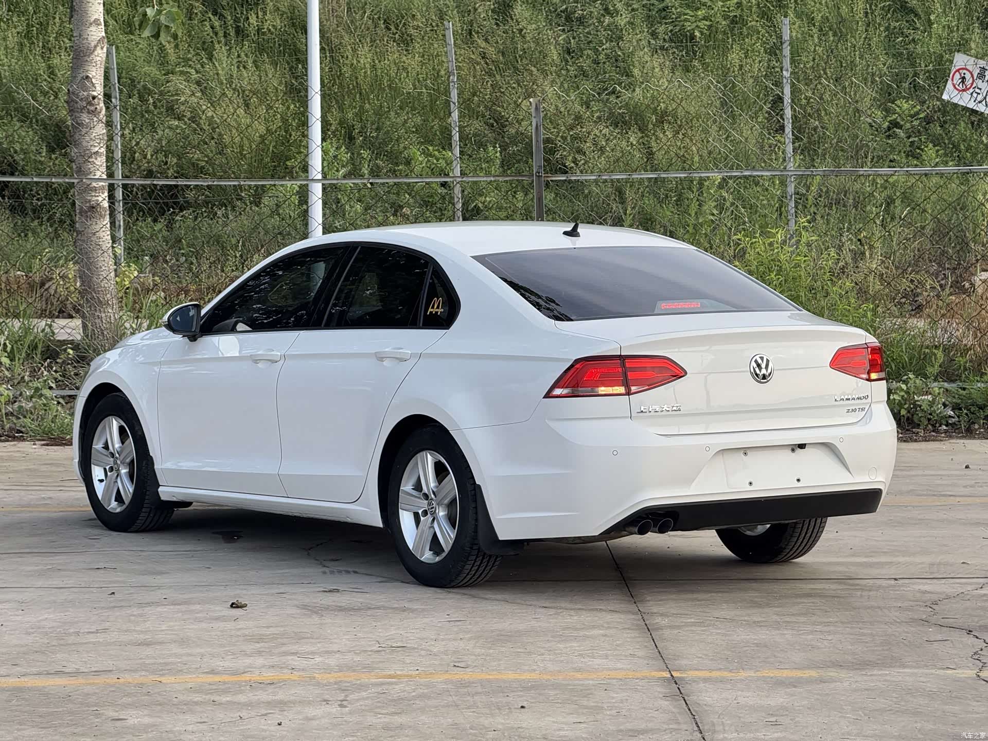 Volkswagen Lamando, 2016 все фото