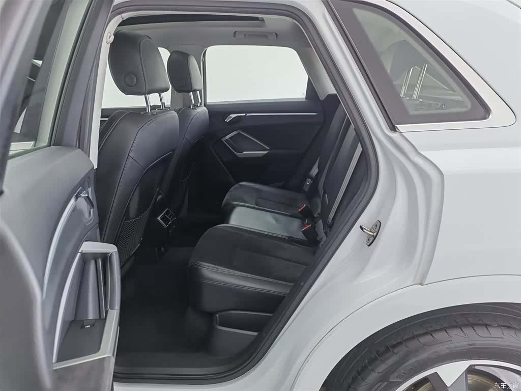 Audi Q3, 2019 15
