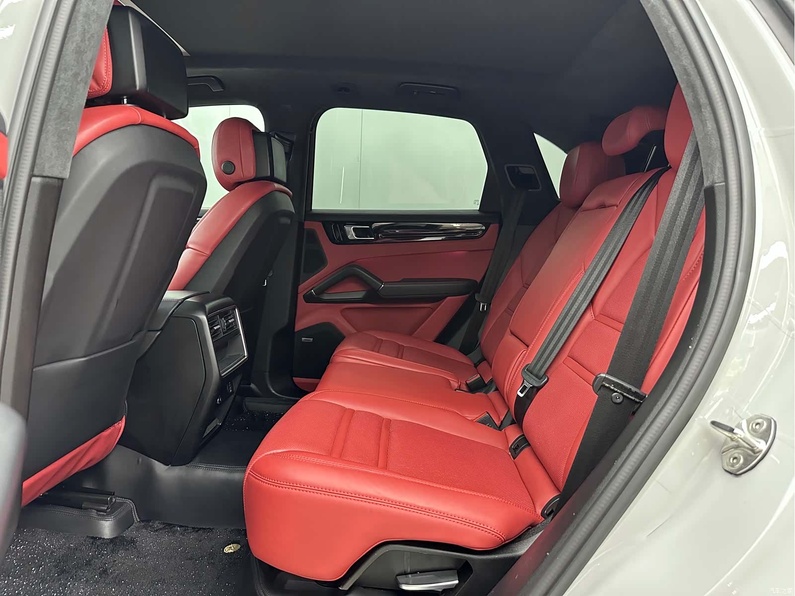 Porsche Cayenne, 2019 11