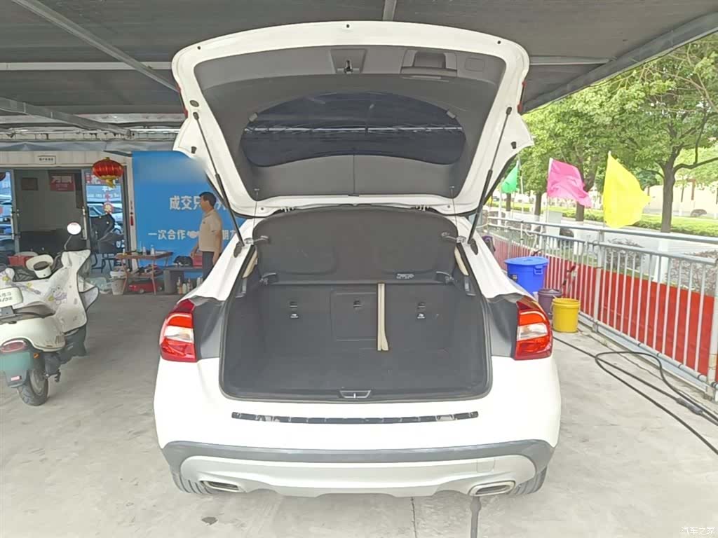 Mercedes-Benz GLA, 2017 19
