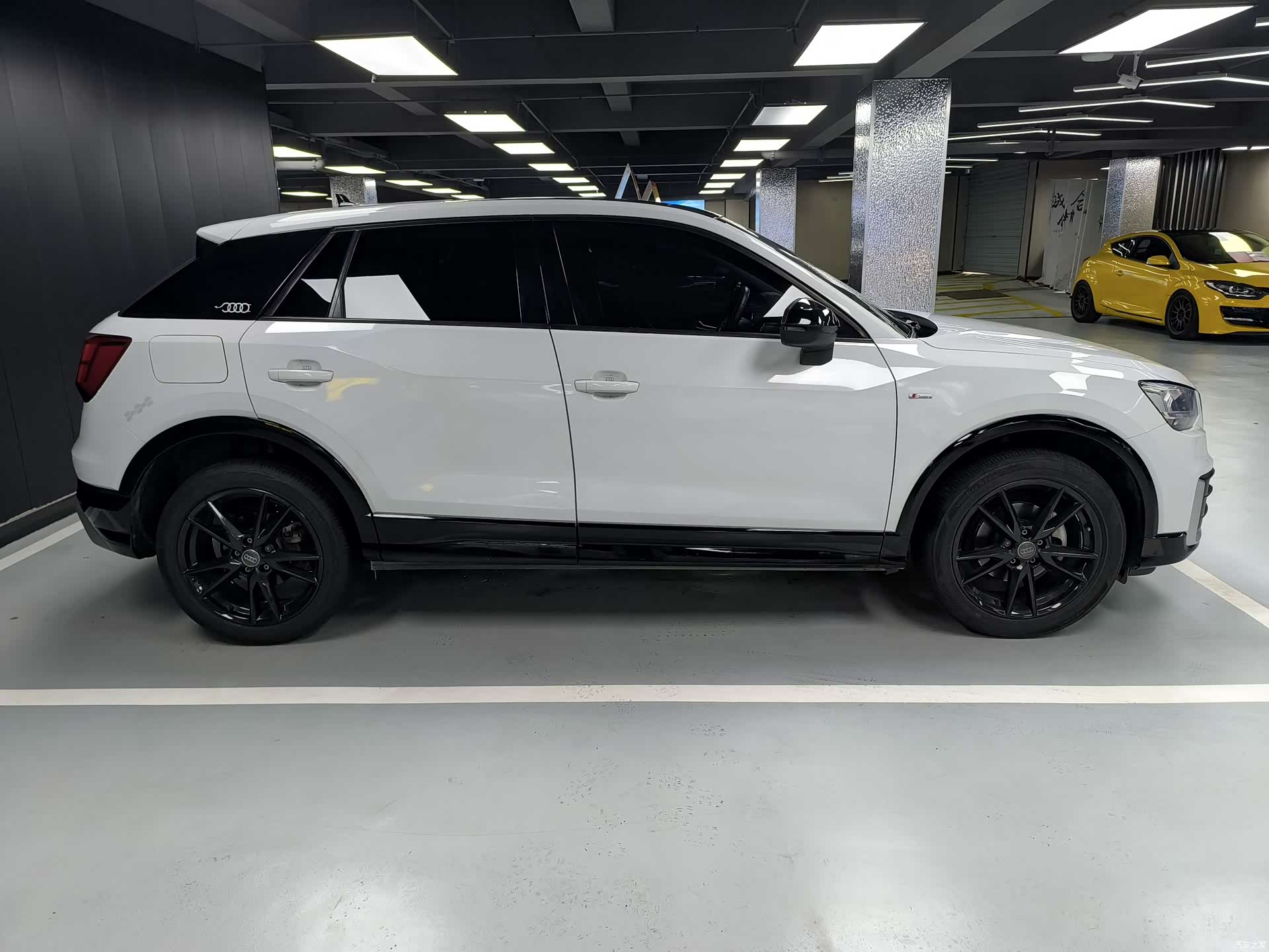 Audi Q2L, 2019 4