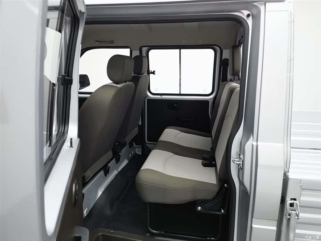 DongFeng C32, 2025 15