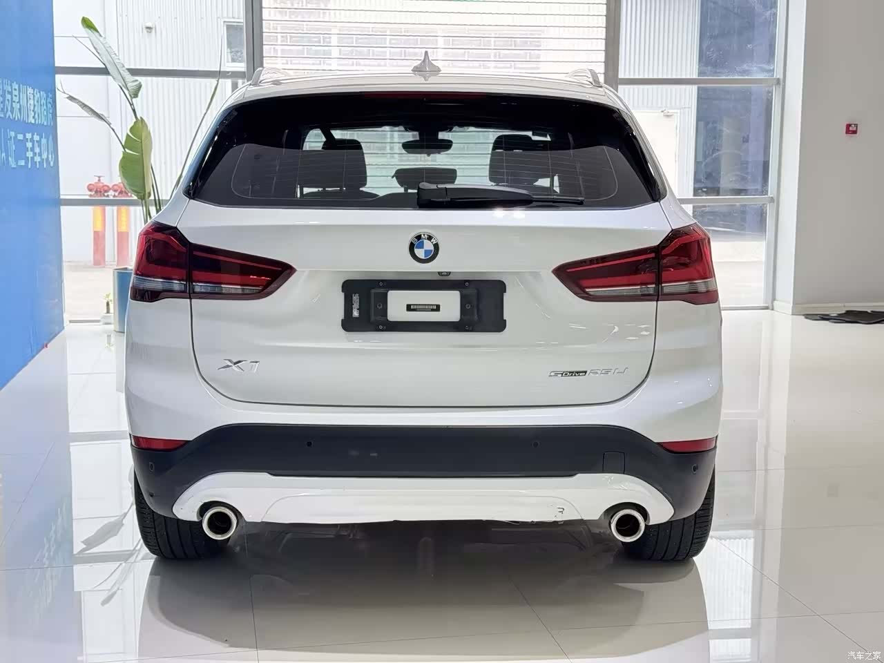 BMW X1, 2020 все фото