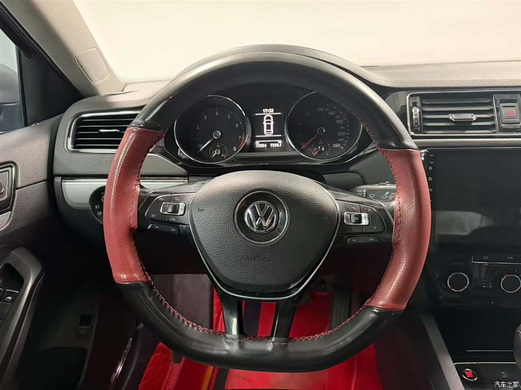 Volkswagen Sagitar, 2018 7