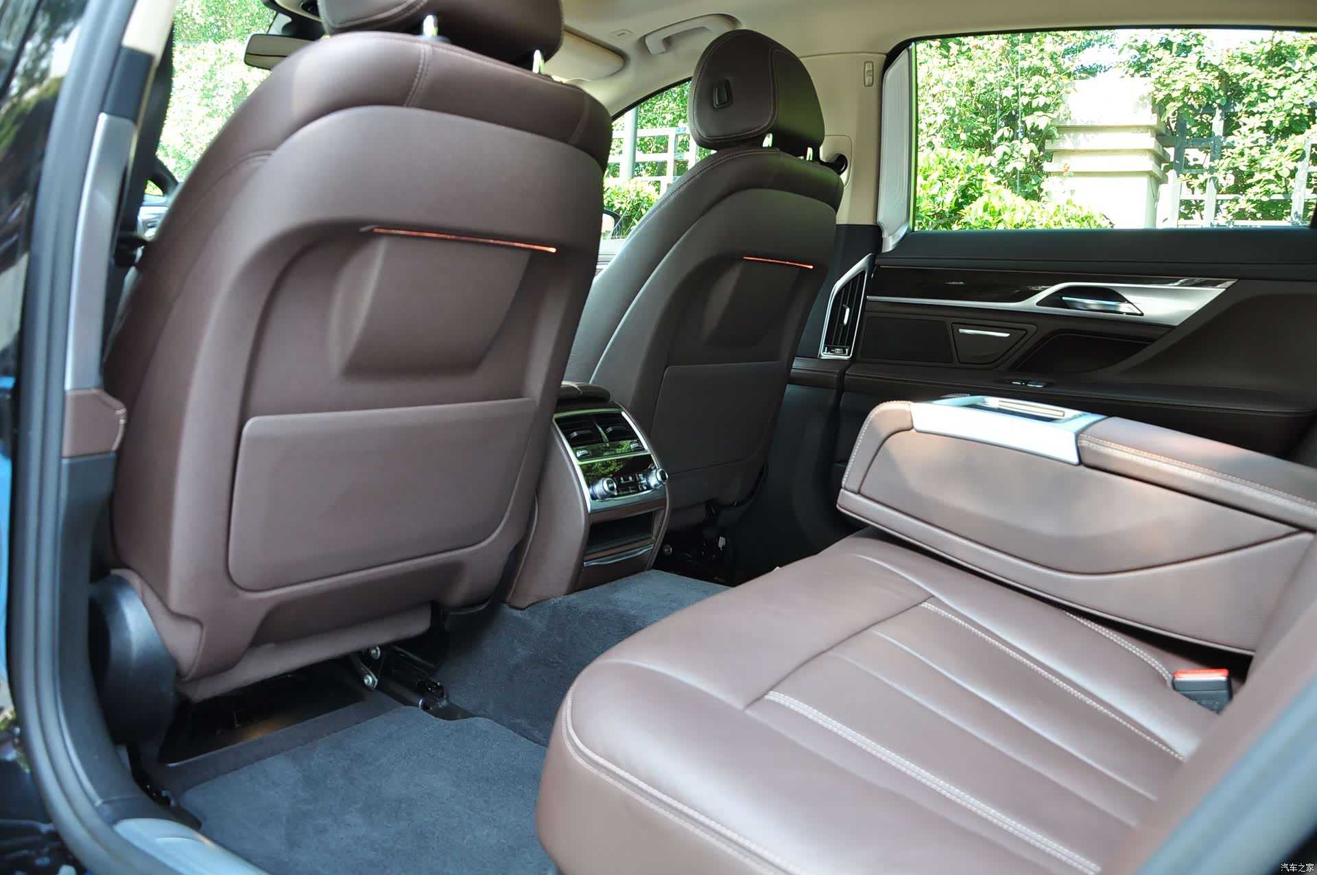 BMW 7 Series, 2016 8