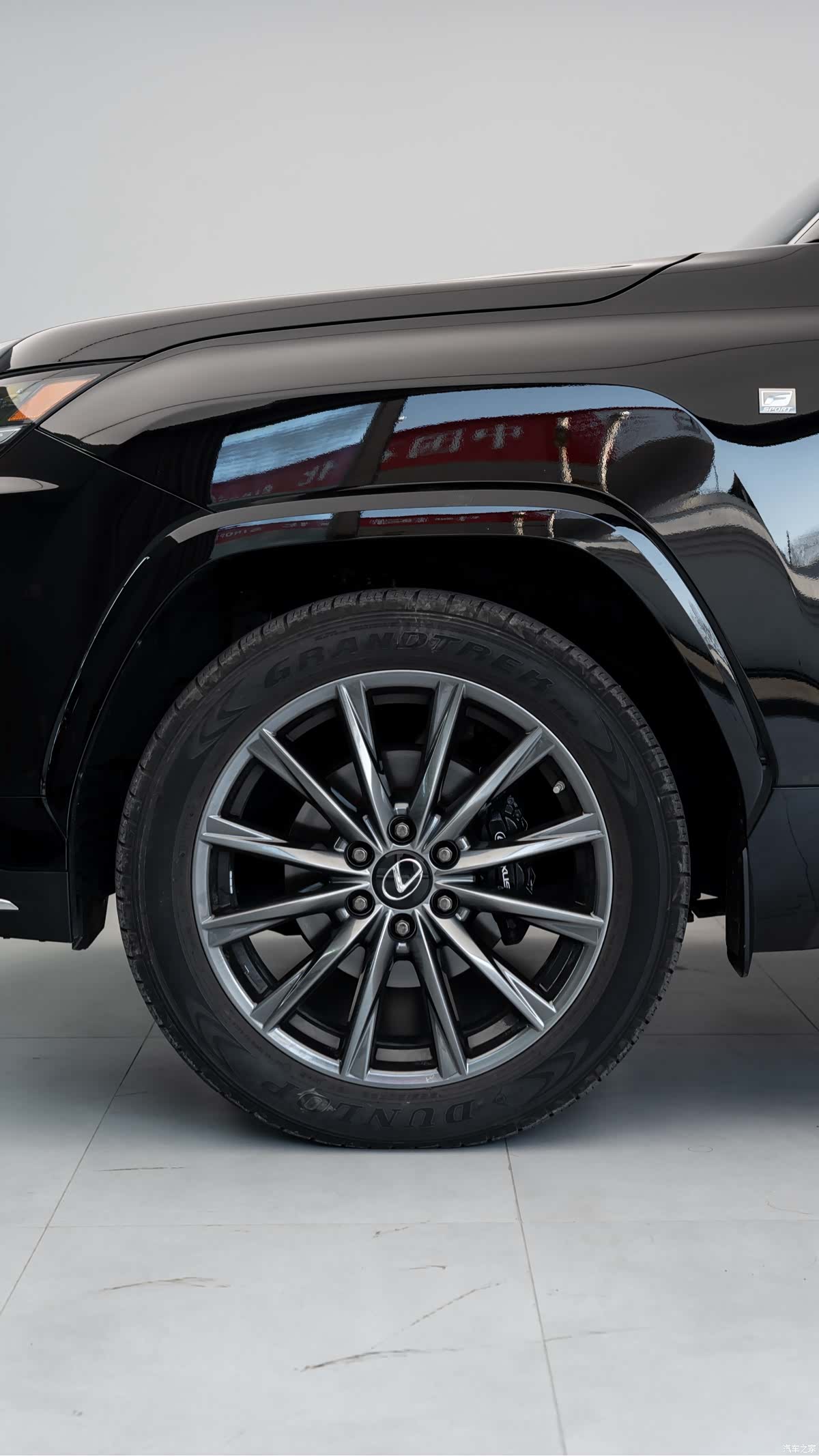 Lexus LX, 2023 20