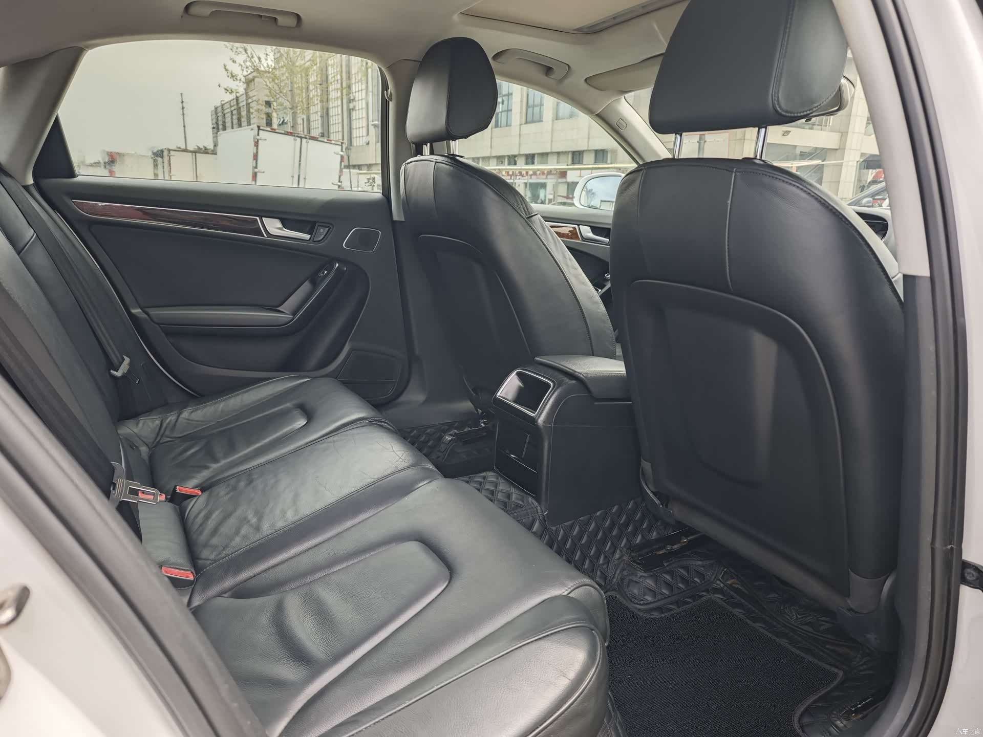 Audi A4L, 2012 9