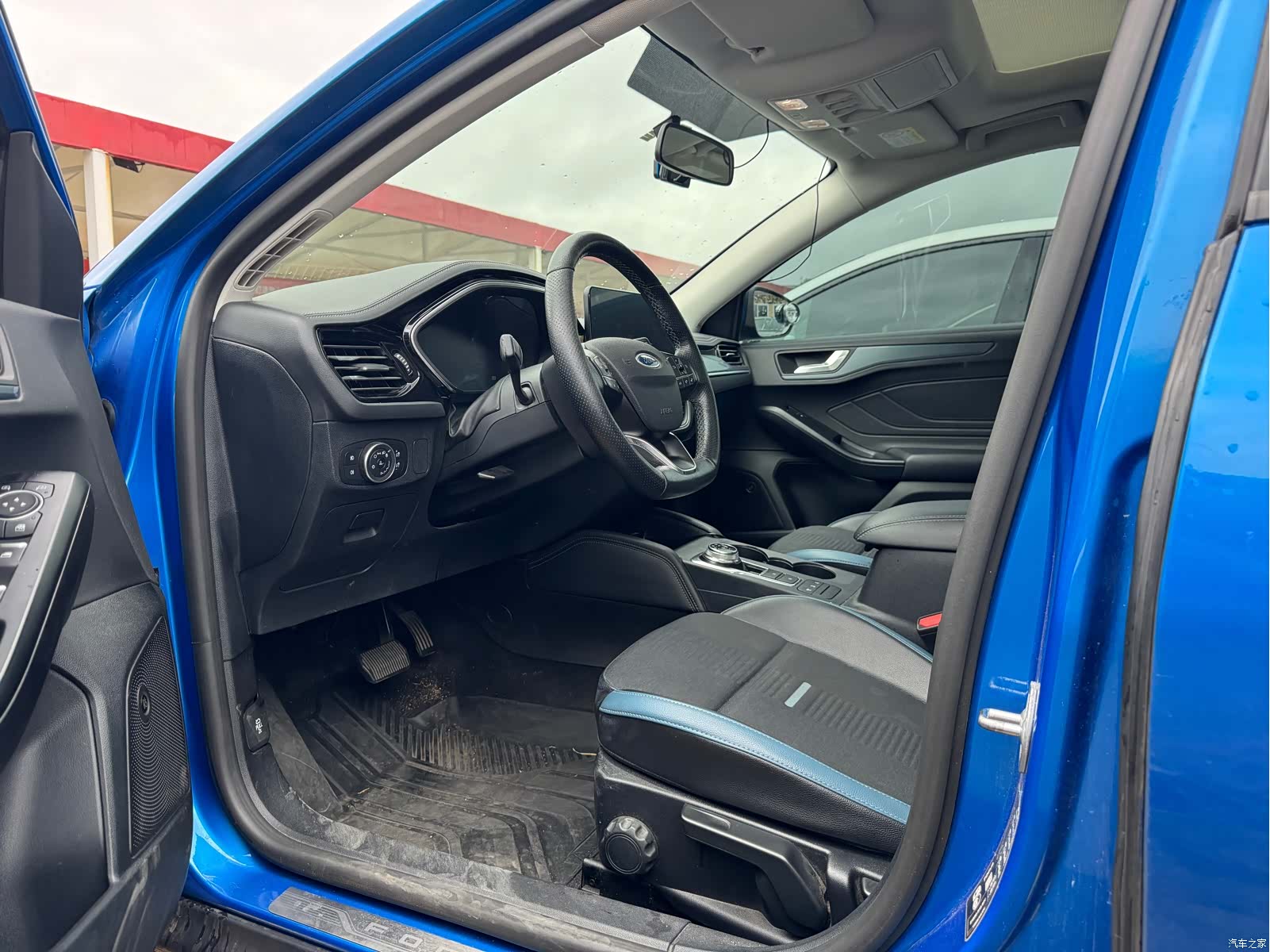 Ford Focus, 2021 3