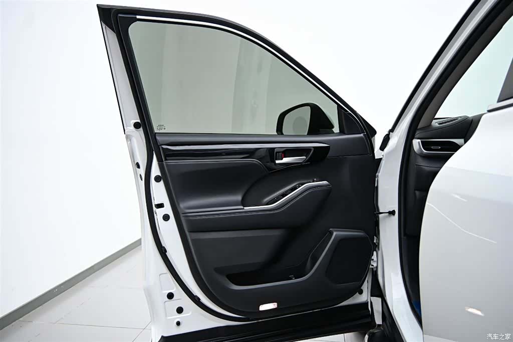 Toyota Highlander, 2023 19