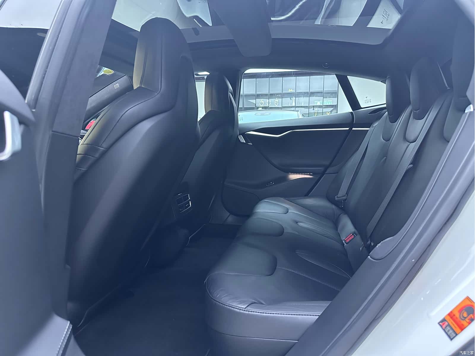 Tesla Model S, 2016 9