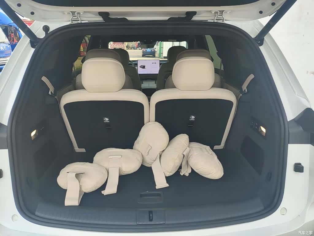 NIO L90, 2025 19