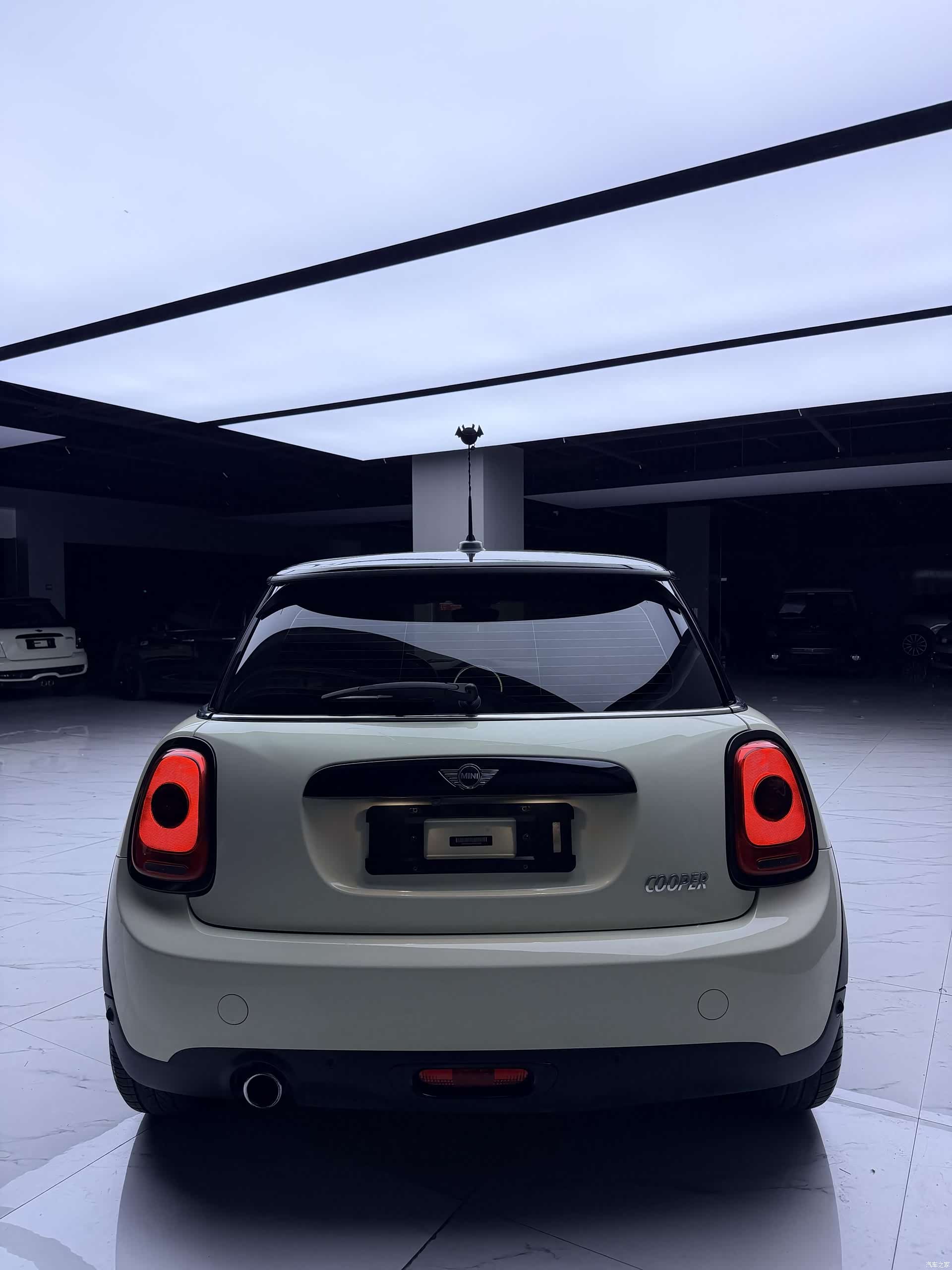 Mini Cooper, 2015 все фото
