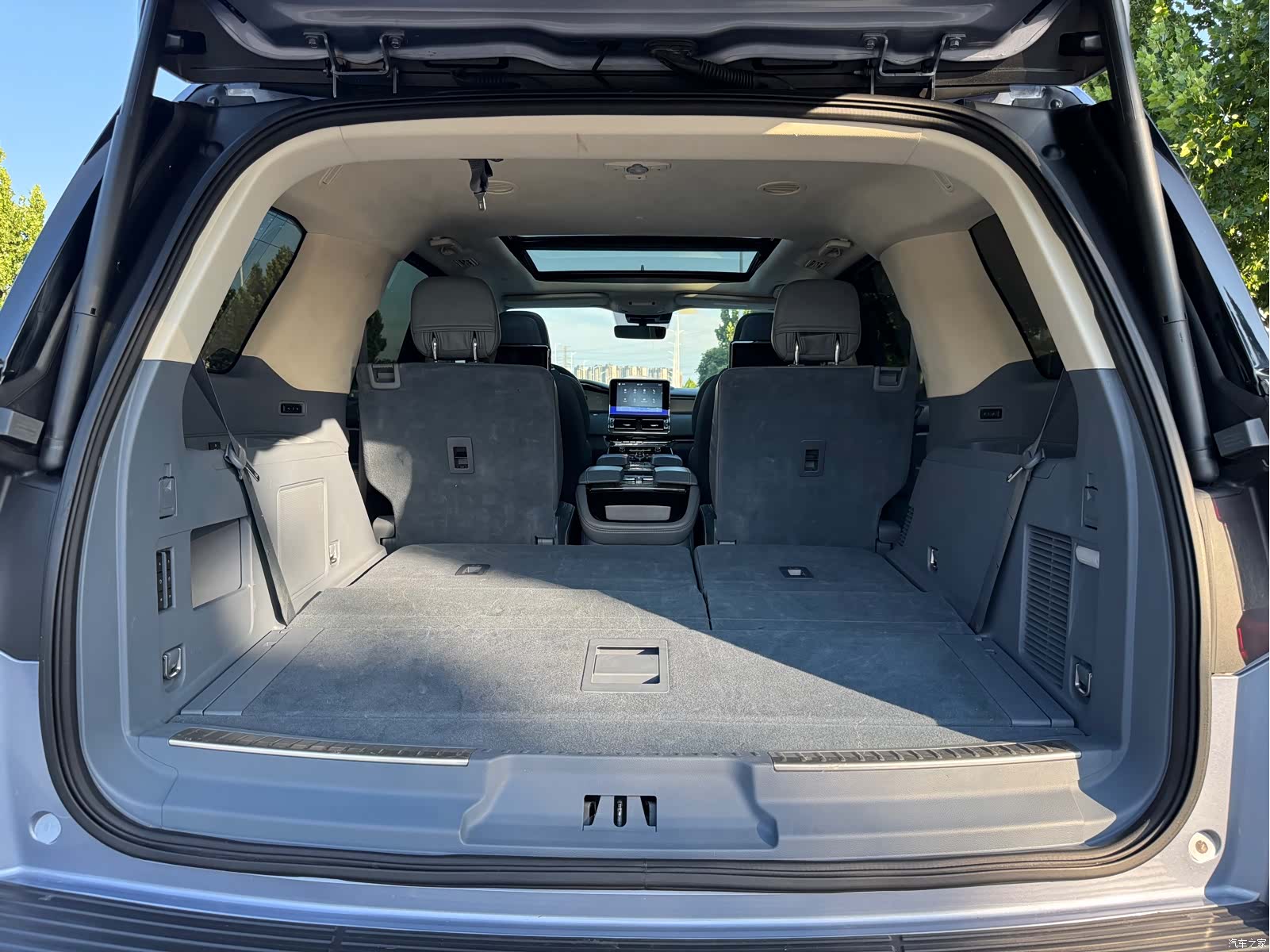 Lincoln Navigator, 2019 36
