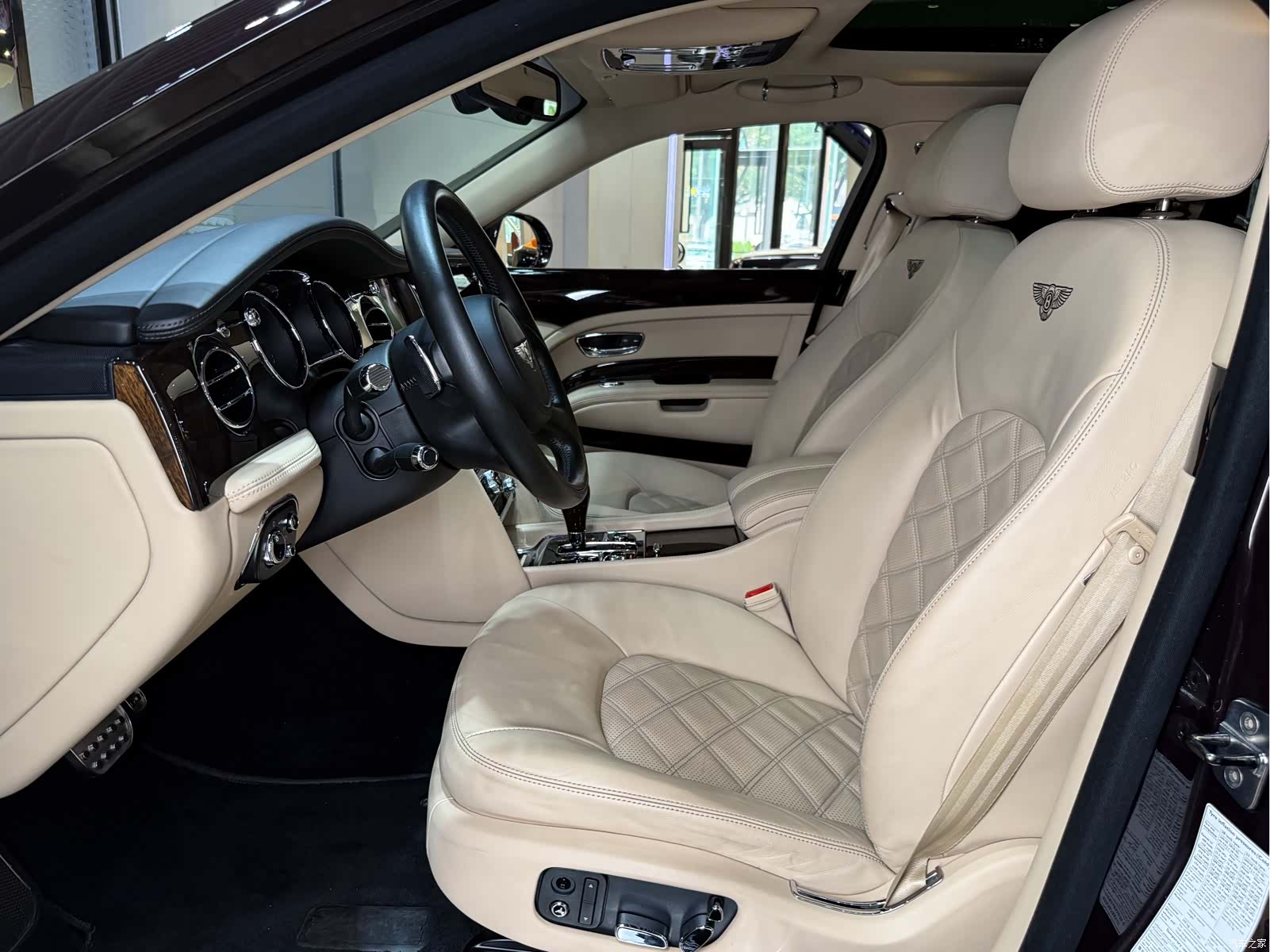 Bentley Mulsanne, 2014 16
