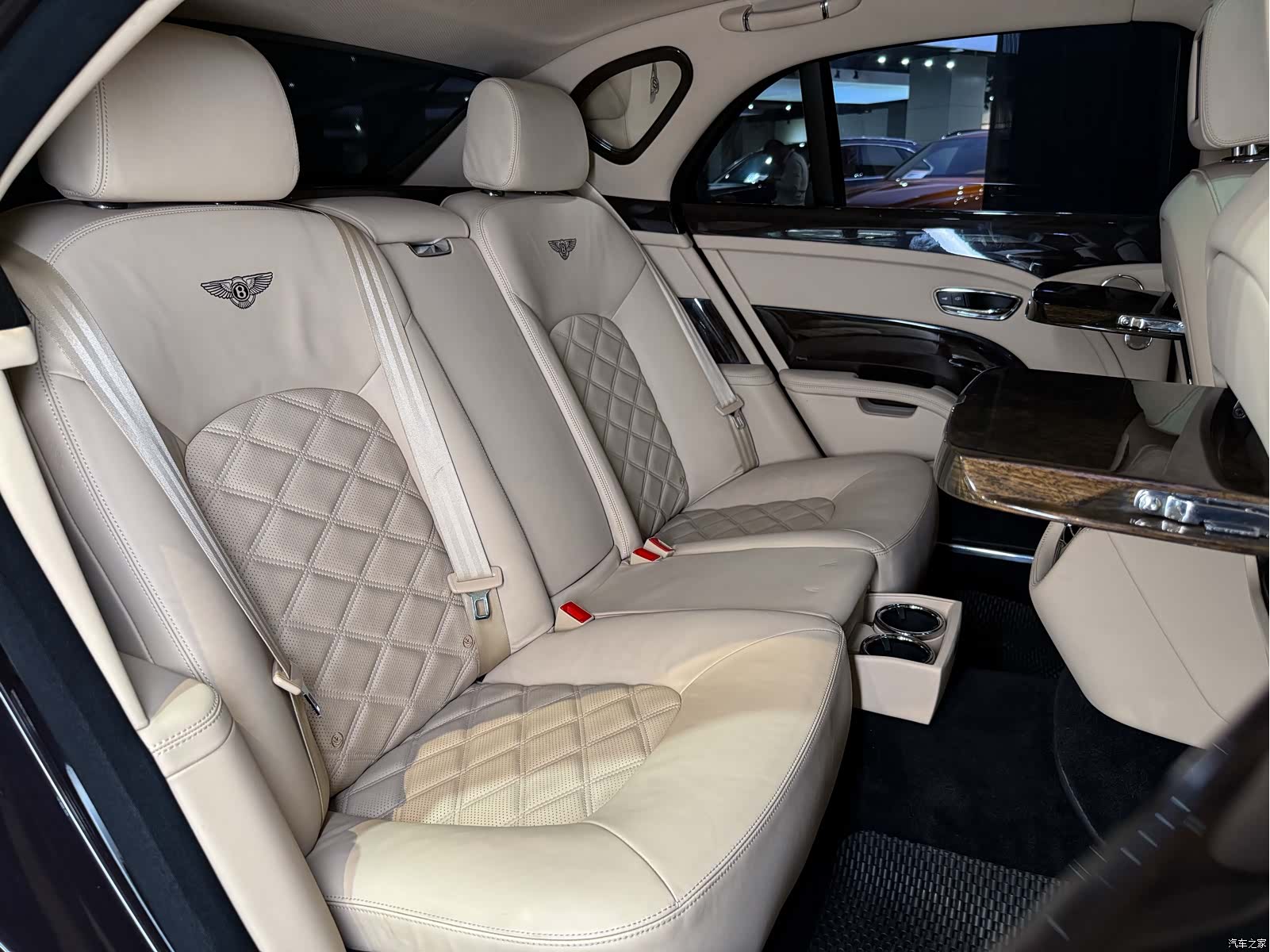 Bentley Mulsanne, 2014 27