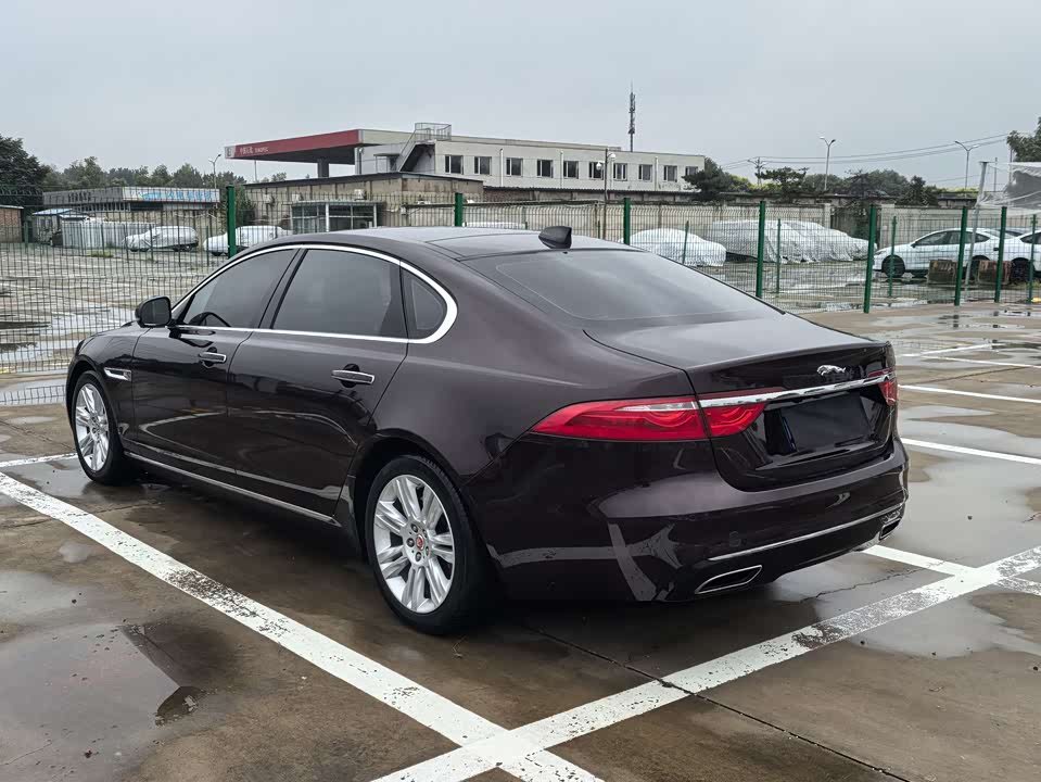 Jaguar XFL Jaguar XFL