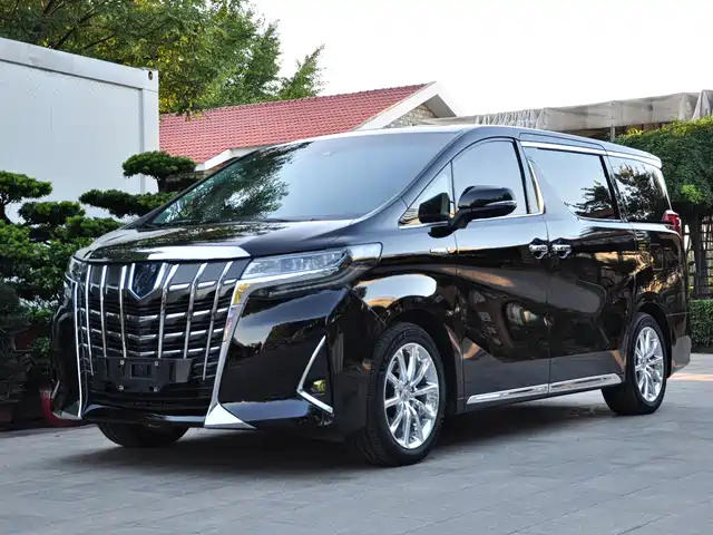 Toyota Alphard 2023 — купить из Китая под заказ