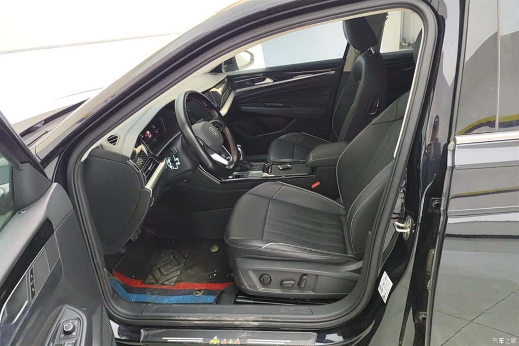 Volkswagen Passat, 2023 8