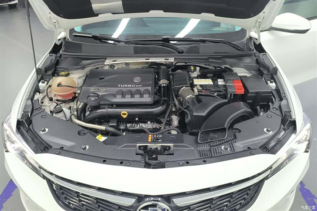 Buick Verano, 2024 10