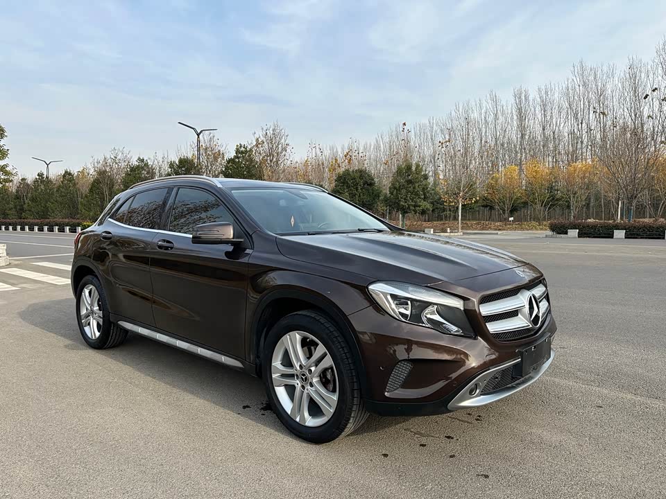 Mercedes-Benz GLA
