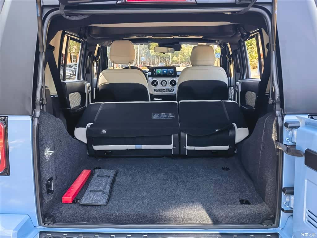 BAIC BJ40, 2023 11