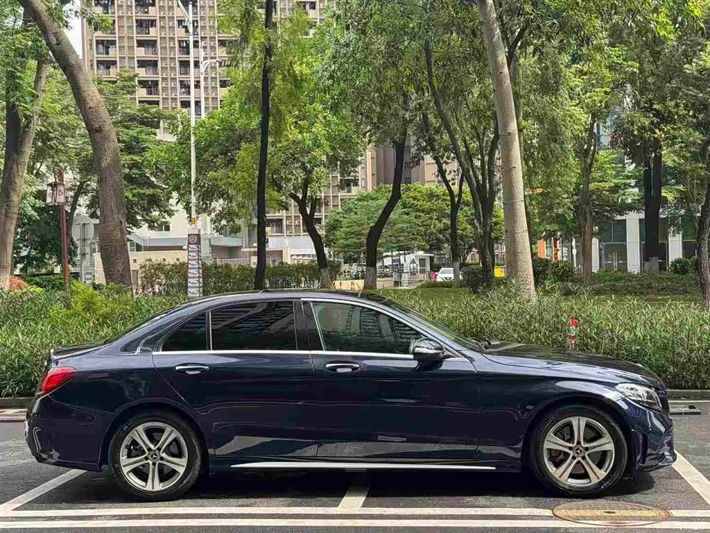 Mercedes-Benz C-Class, 2019 4