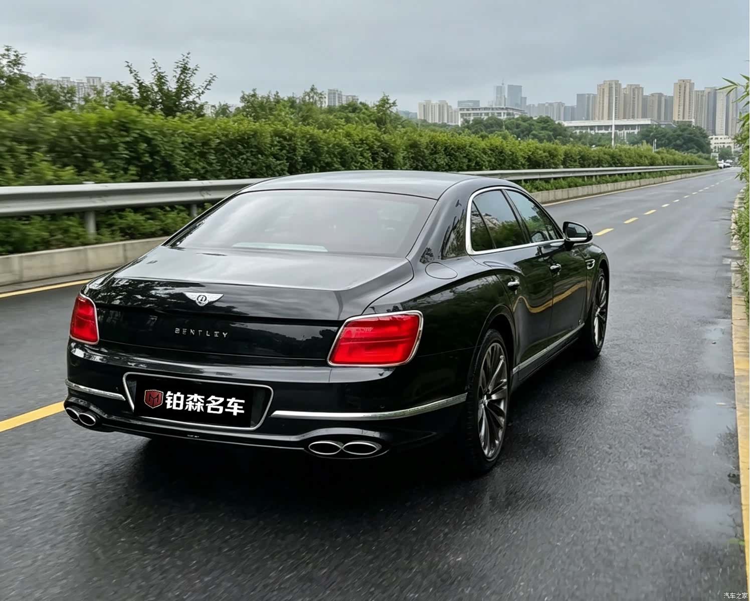 Bentley Flying Spur, 2021 3