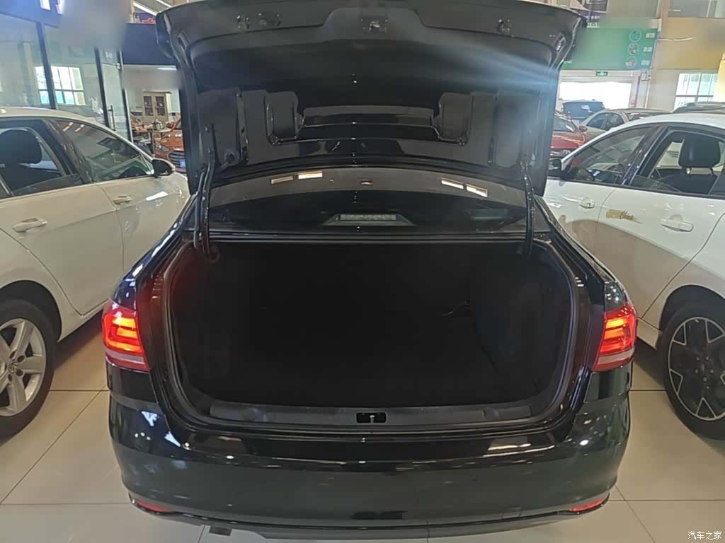 Volkswagen Lavida, 2016 19