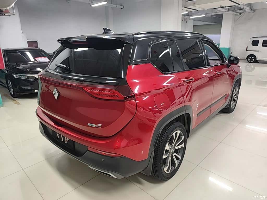 Wuling RS-5, 2019 7